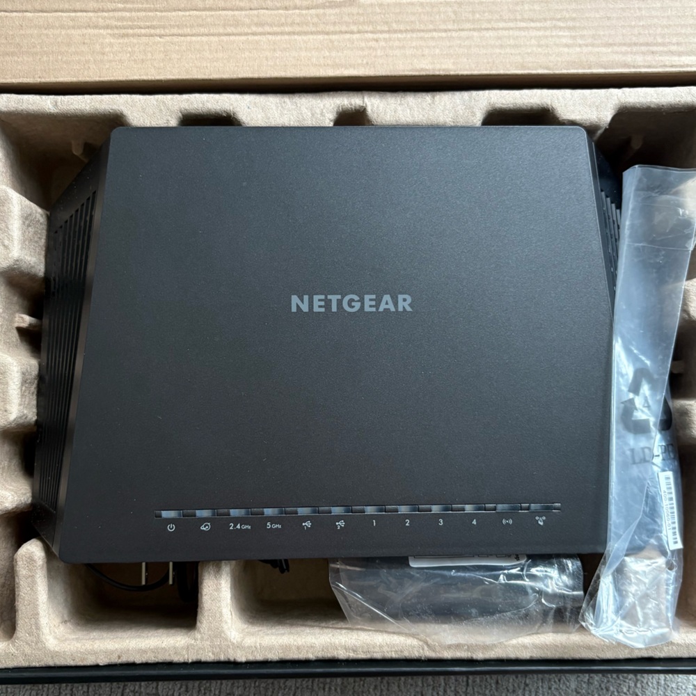 NETGEAR Nighthawk R7000 AC1900 Smart WiFi Router NEW - Picture 5 of 11